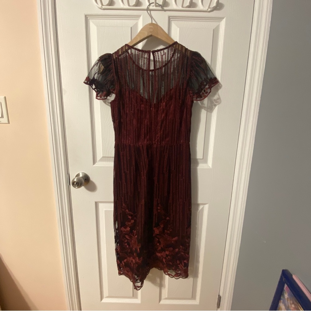 Taylor maroon burgundy lace floral wedding guest dress Sz 4